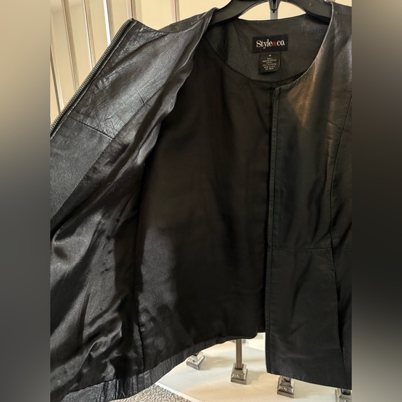 Style & Co. Women's Sleek Black Leather Jacket - Picture 6 of 8